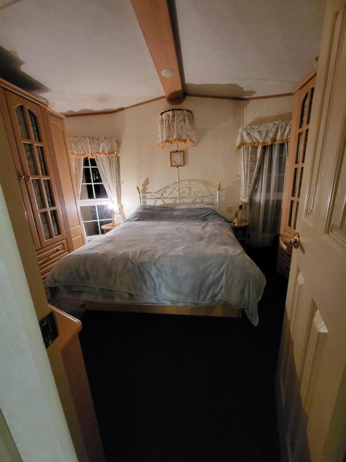 Presthaven Sands Holiday Park 3 And 2 Bed Caravans Prestatyn Exterior photo
