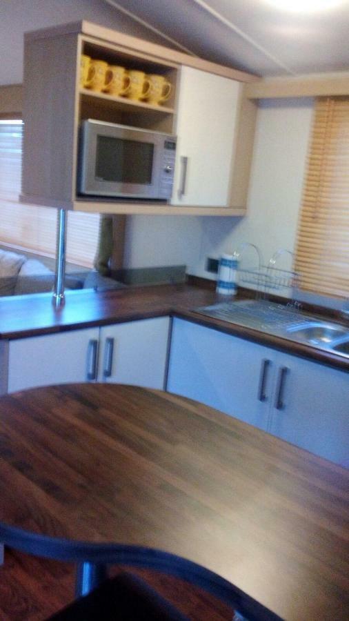Presthaven Sands Holiday Park 3 And 2 Bed Caravans Prestatyn Exterior photo